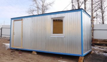 Металлическая утепленная с тамбуром Металлическая утепленная с тамбуром